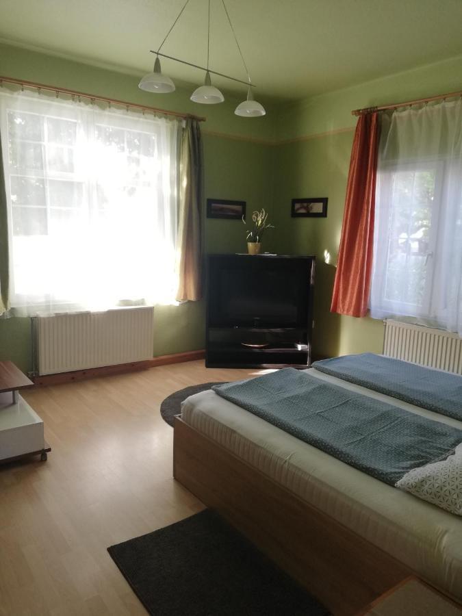 Kornél Apartman Siófok Extérieur photo